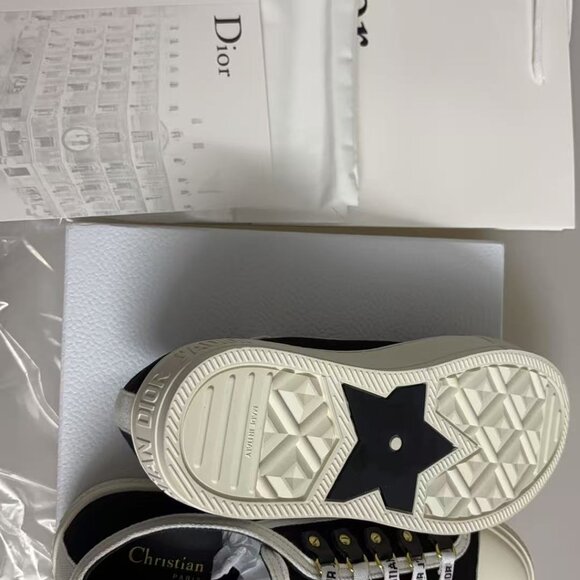 NEW Christian Dior Walk'n'Dior Sneakers (EU 38) - Navy Dior Oblique Embroidery - Picture 5 of 5